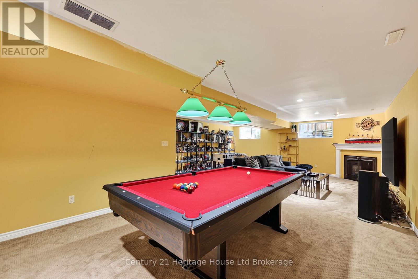 468 LAKEVIEW DRIVE - 49