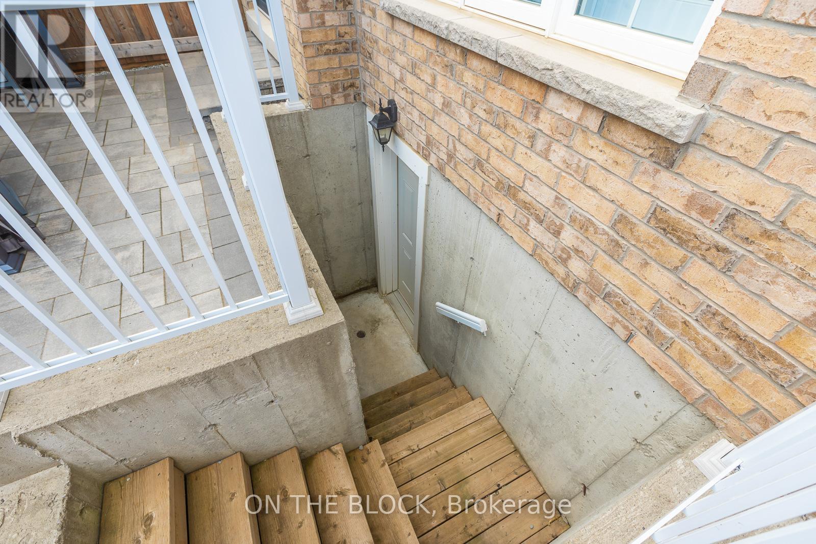 125 LENEY STREET - 21