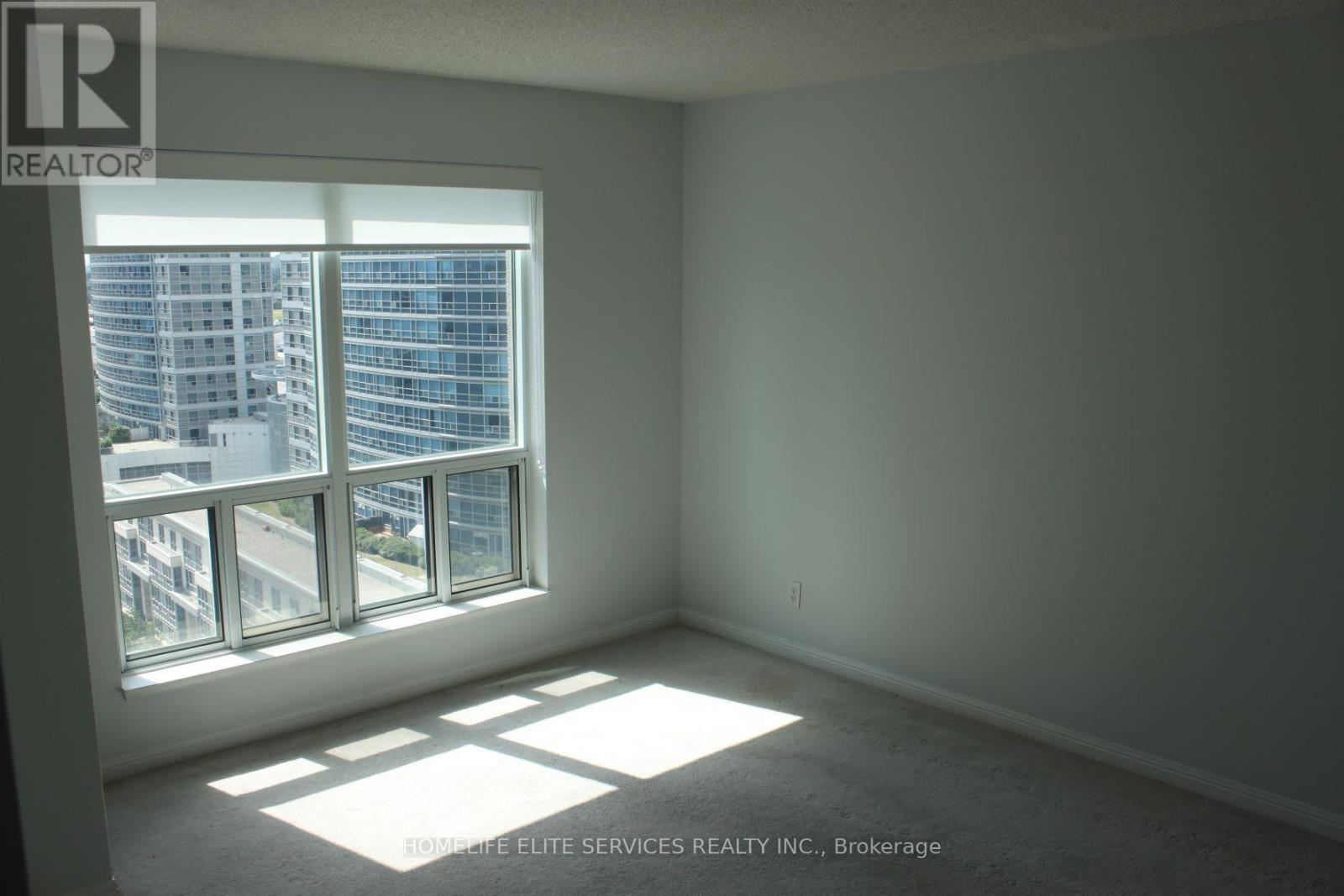 Photo of 11 Lee Centre Drive