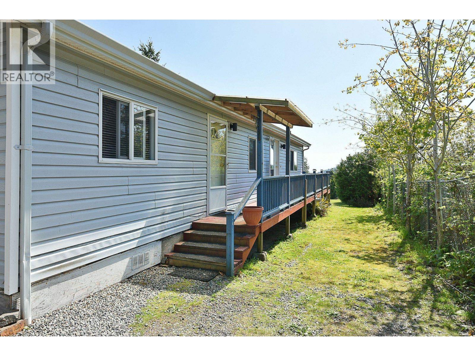 6217 BLIGH ROAD, Sechelt