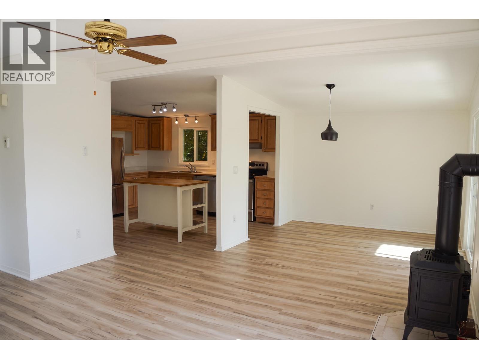 6217 BLIGH ROAD, Sechelt