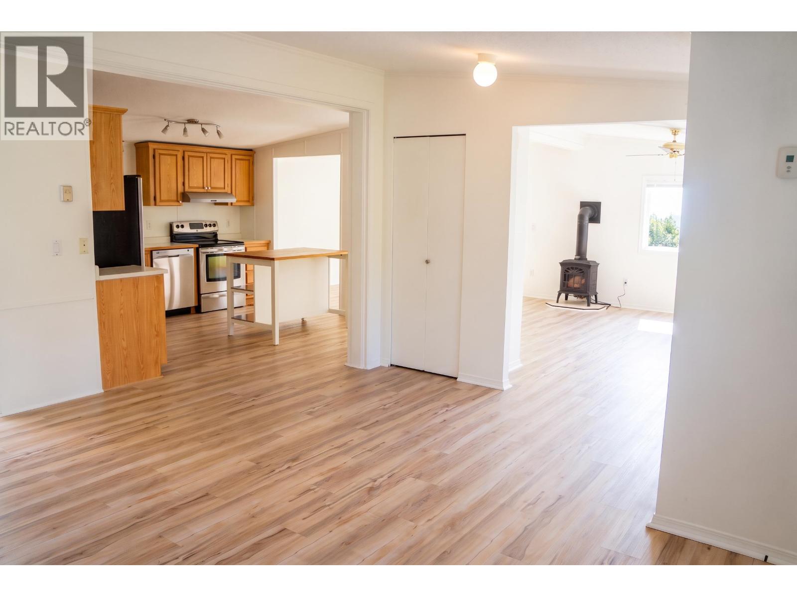 6217 BLIGH ROAD, Sechelt