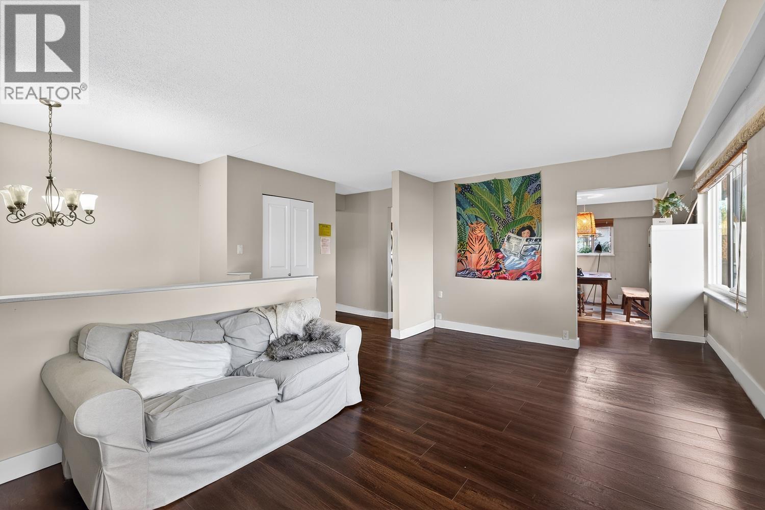 557 E 21ST AVENUE, Vancouver — photo 7
