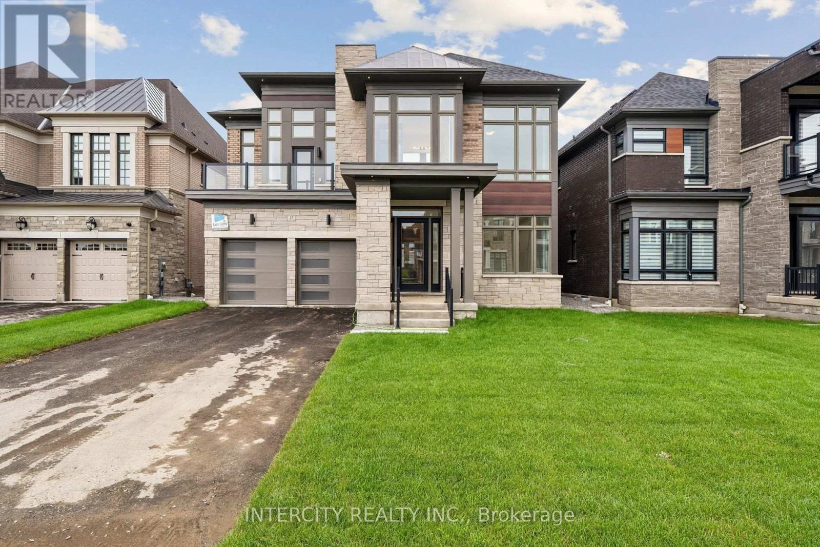 17 GARRIOCK HALL AVENUE - 2