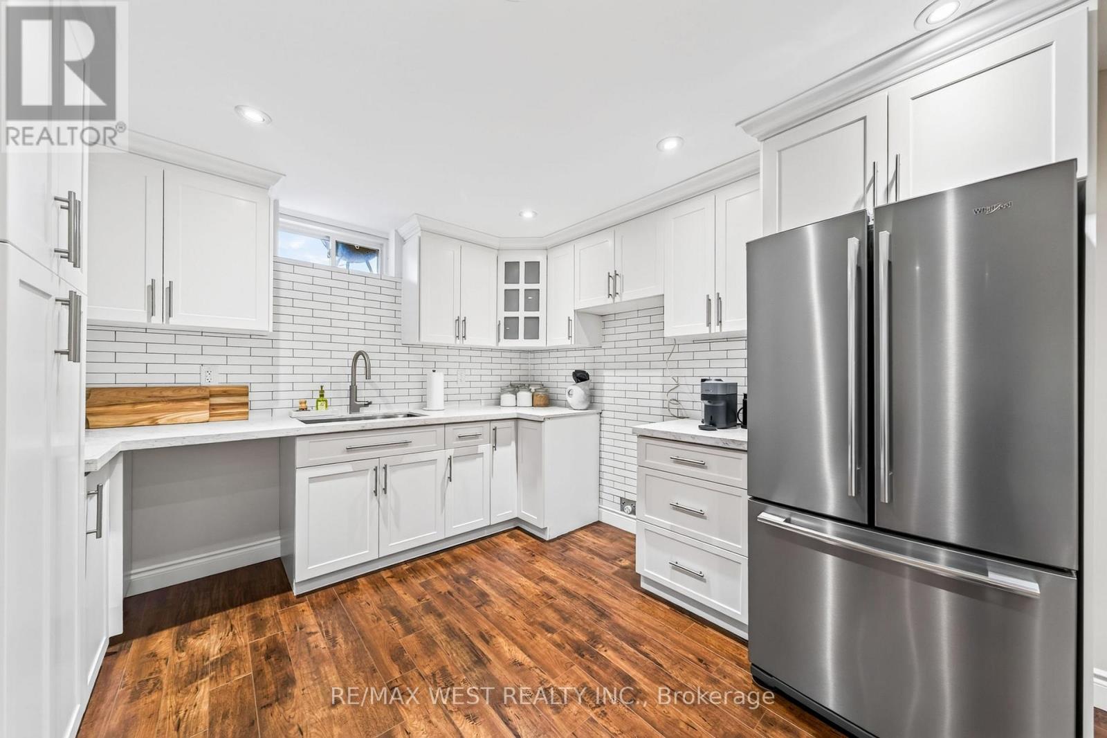40 SEQUOIA ROAD - 12