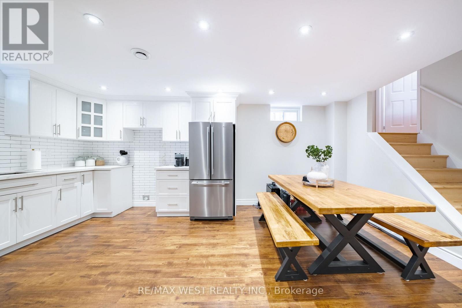 40 SEQUOIA ROAD - 13