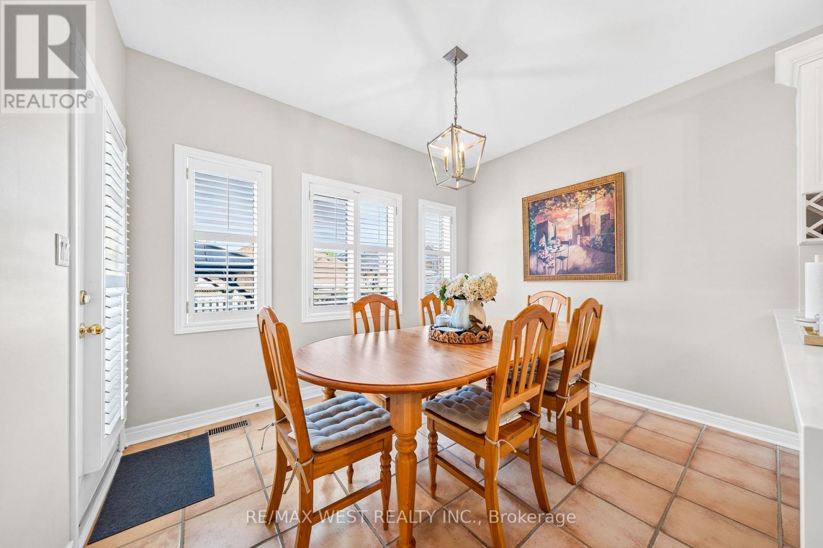 40 SEQUOIA ROAD - 4