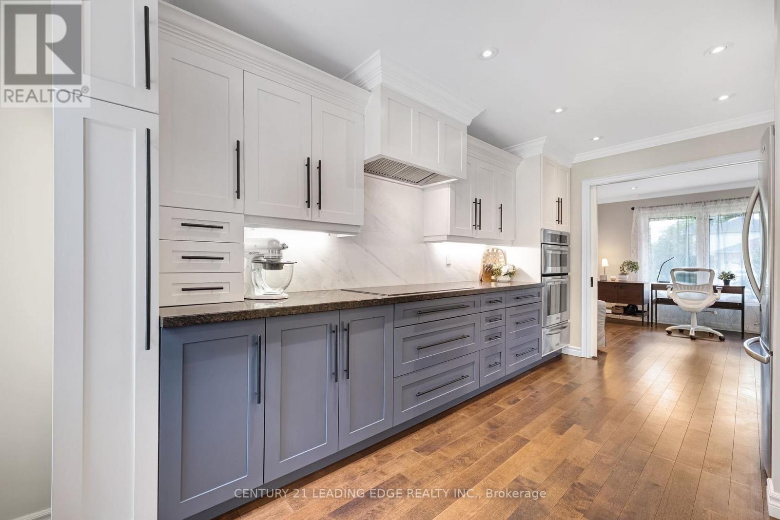 87 PERCY LANE - 16