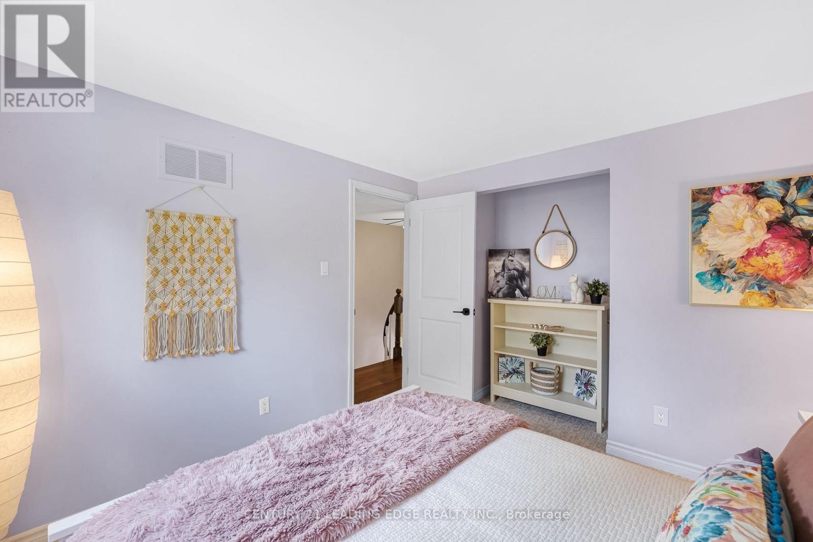 87 PERCY LANE - 26