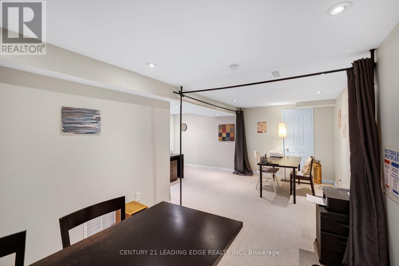 87 PERCY LANE - Image 31