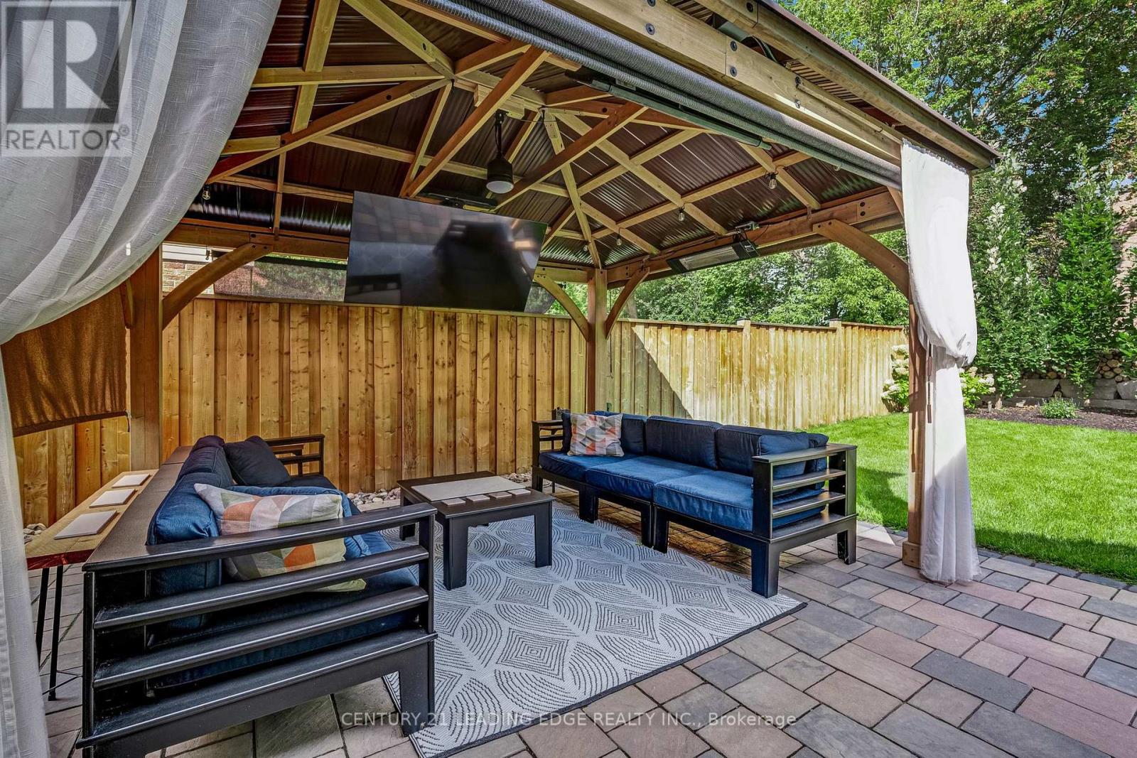87 PERCY LANE - Image 34