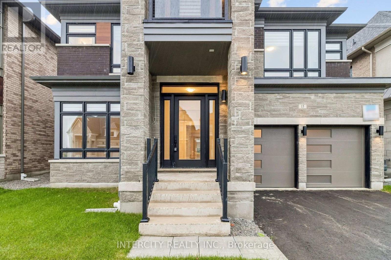 15 GARRIOCK HALL AVENUE - 2