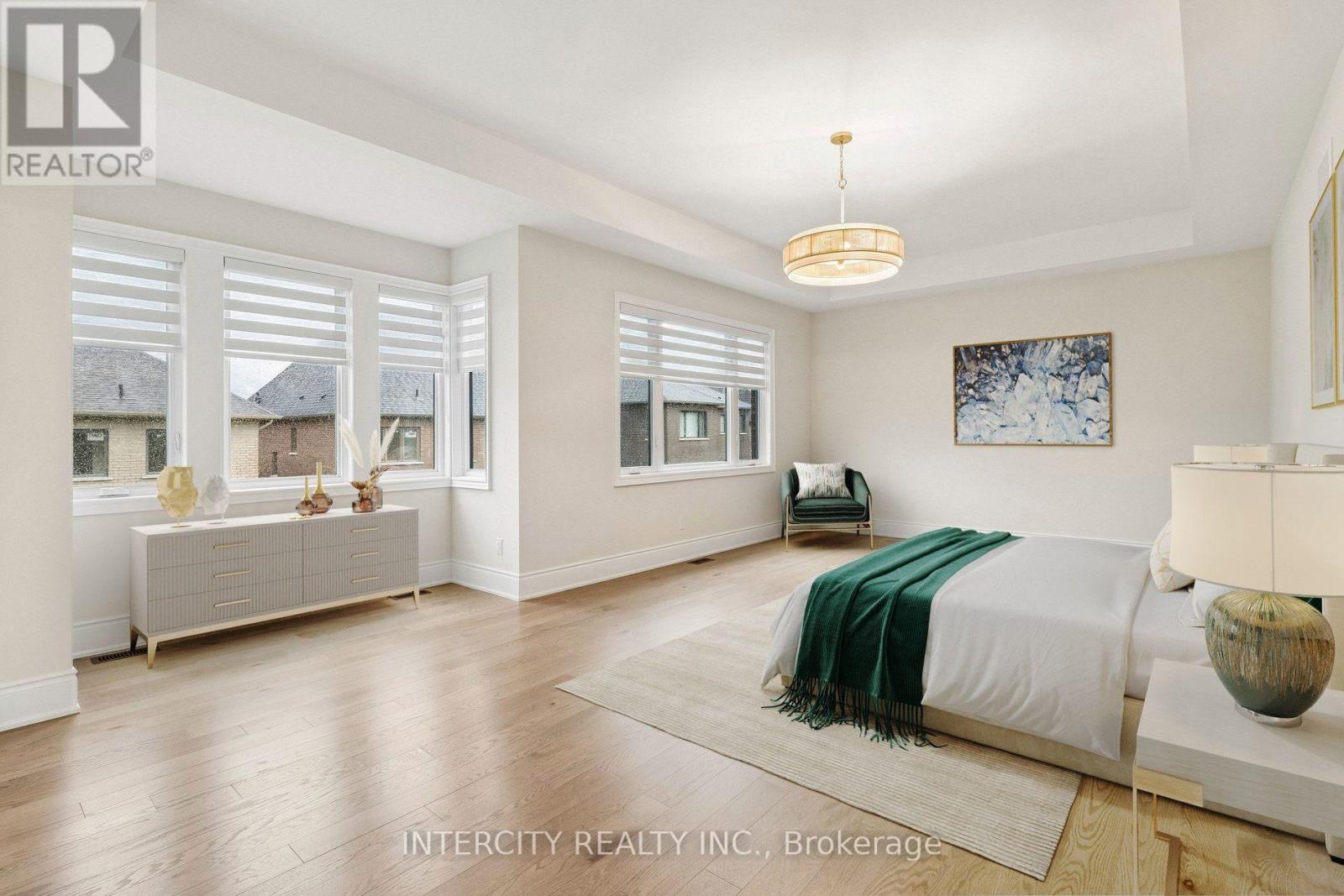 15 GARRIOCK HALL AVENUE - 38