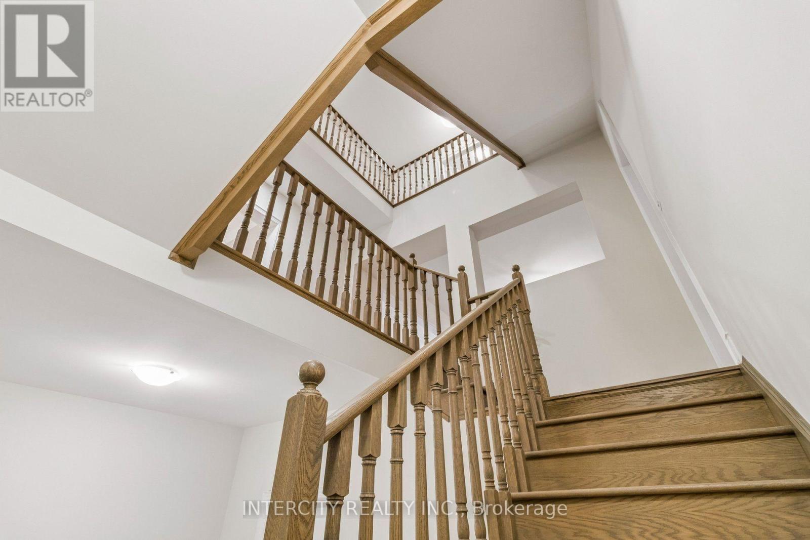 15 GARRIOCK HALL AVENUE - 46