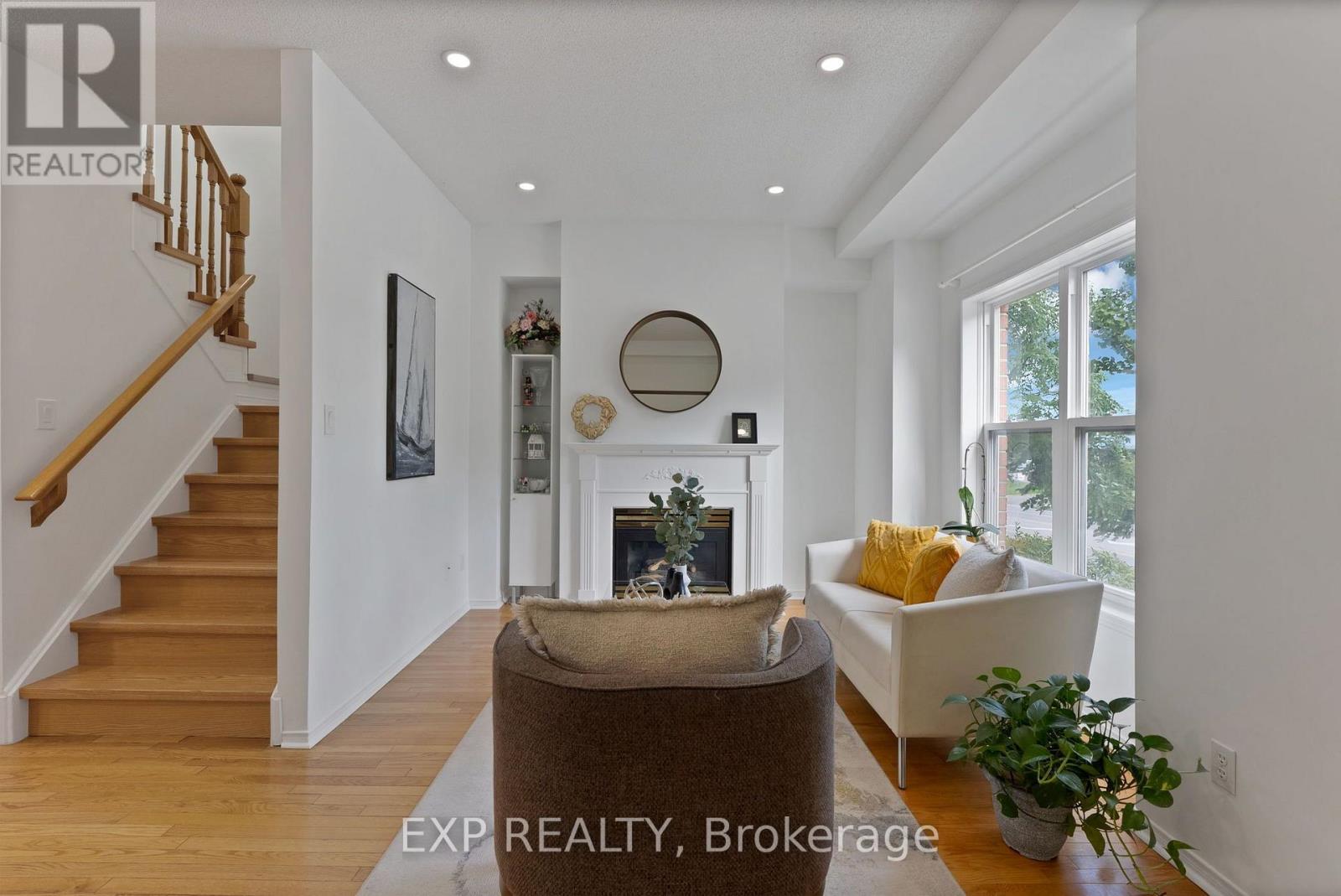 11 MAPLE PARK WAY - 15