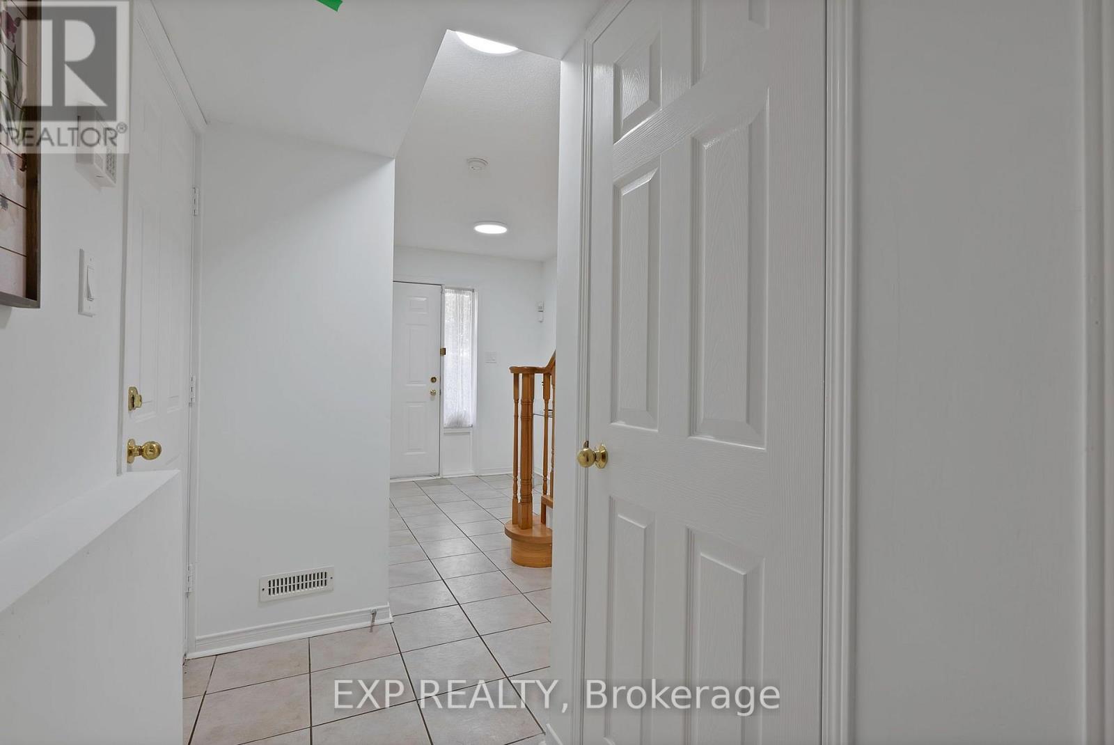 11 MAPLE PARK WAY - 18