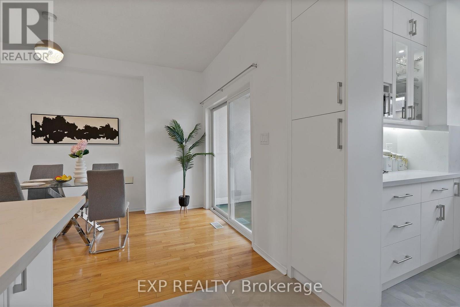 11 MAPLE PARK WAY - 19