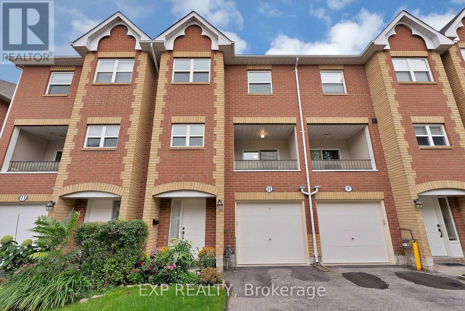 11 MAPLE PARK WAY - 2
