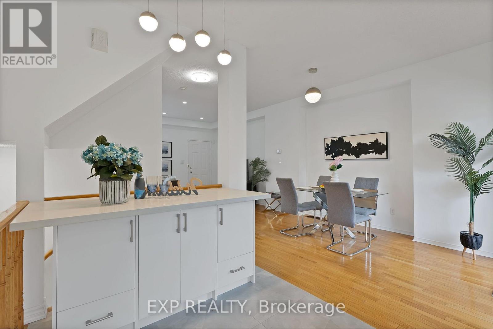 11 MAPLE PARK WAY - 20