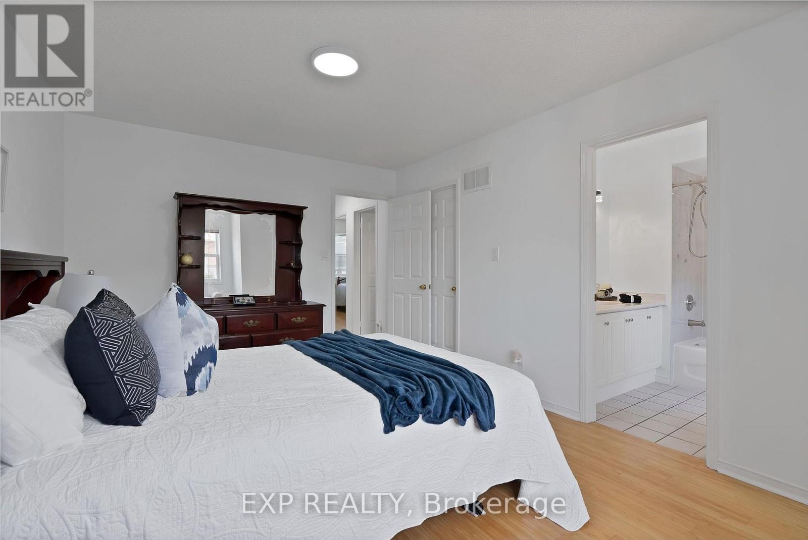 11 MAPLE PARK WAY - 34