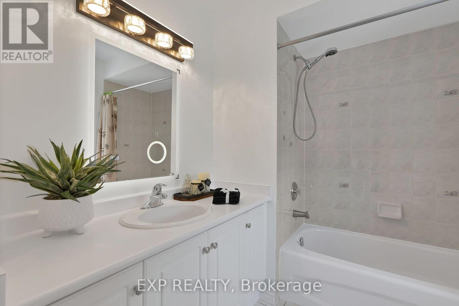 11 MAPLE PARK WAY - Image 35