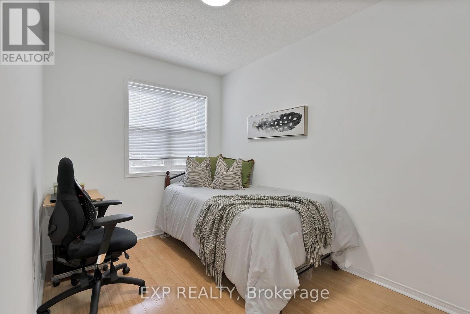 11 MAPLE PARK WAY - Image 38