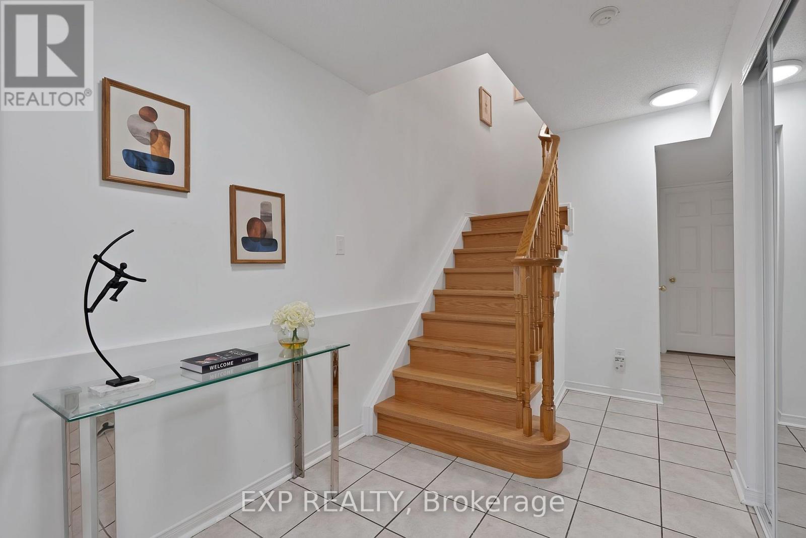 11 MAPLE PARK WAY - Image 44