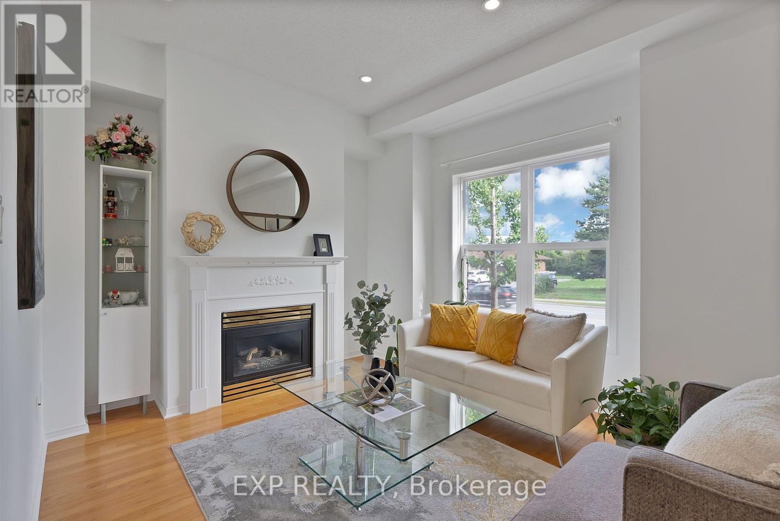 11 MAPLE PARK WAY - 9