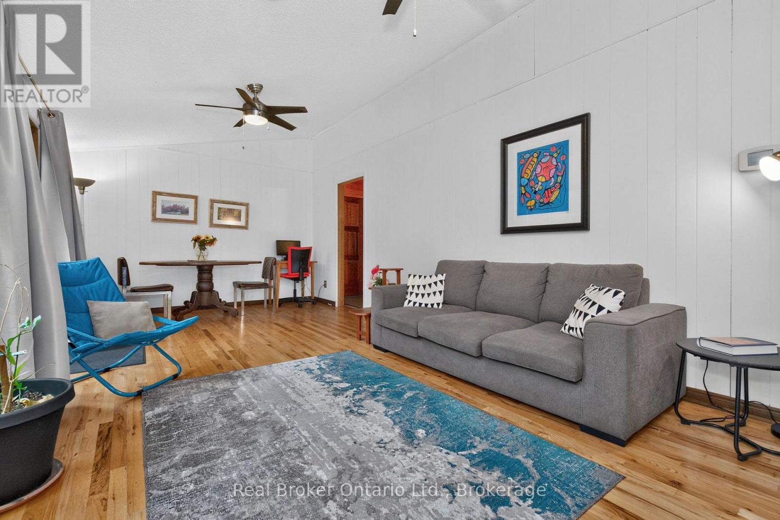 24 FERNANNE DRIVE - 18