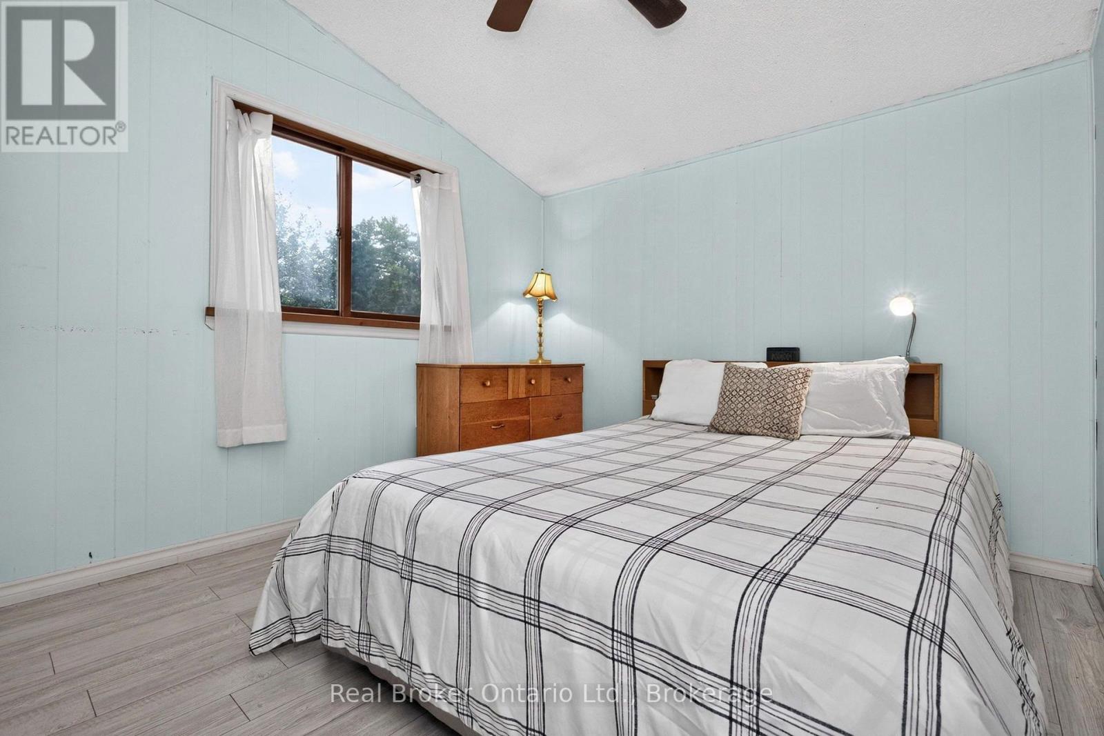 24 FERNANNE DRIVE - 23