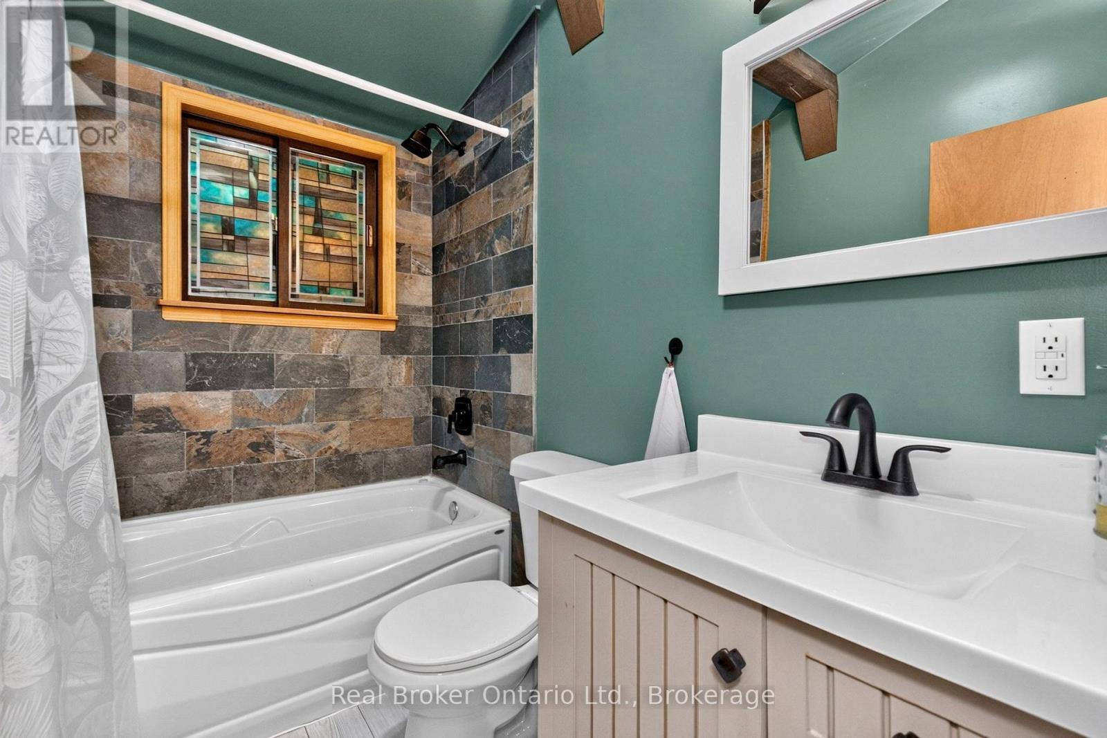 24 FERNANNE DRIVE - Image 25