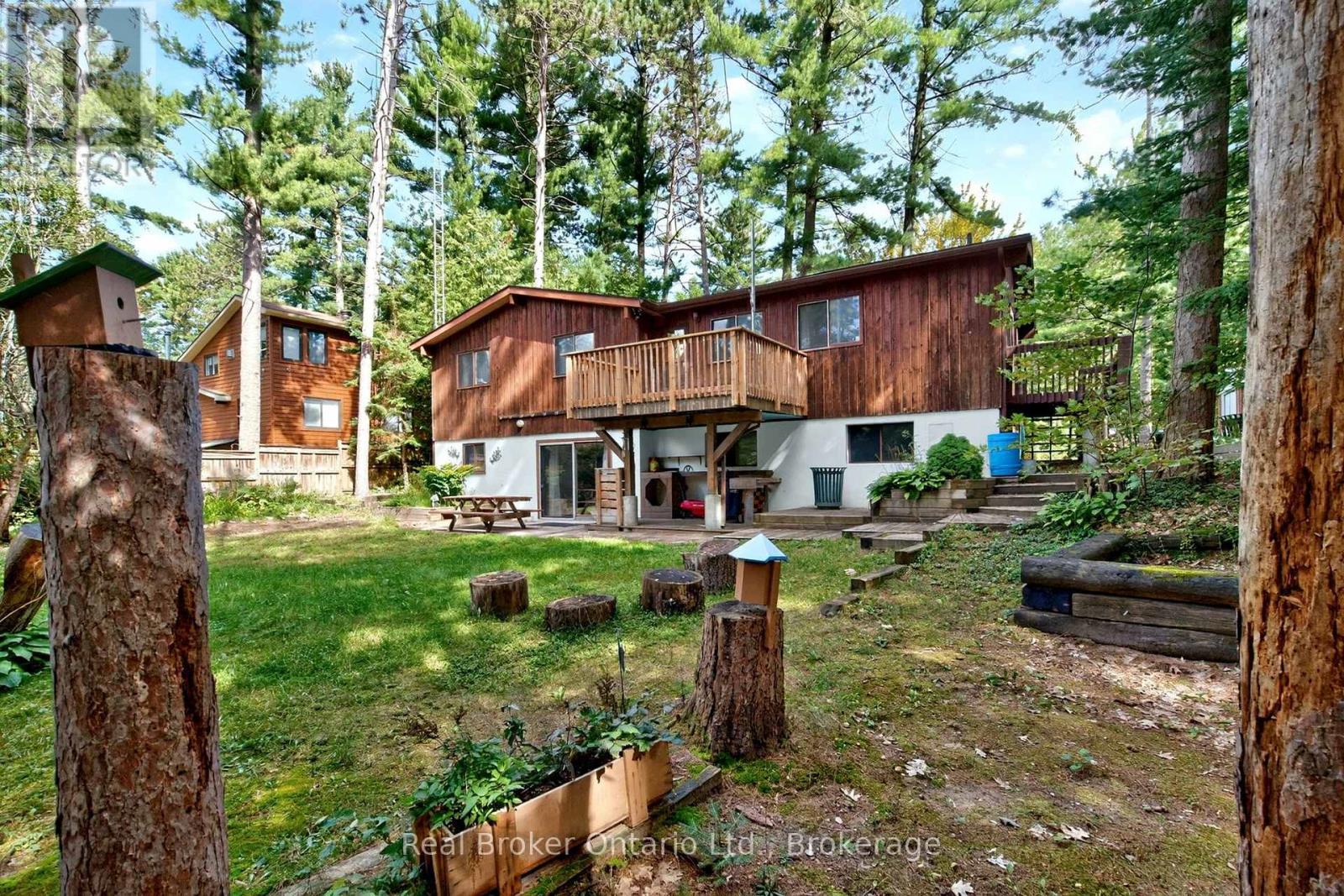 24 FERNANNE DRIVE - 3