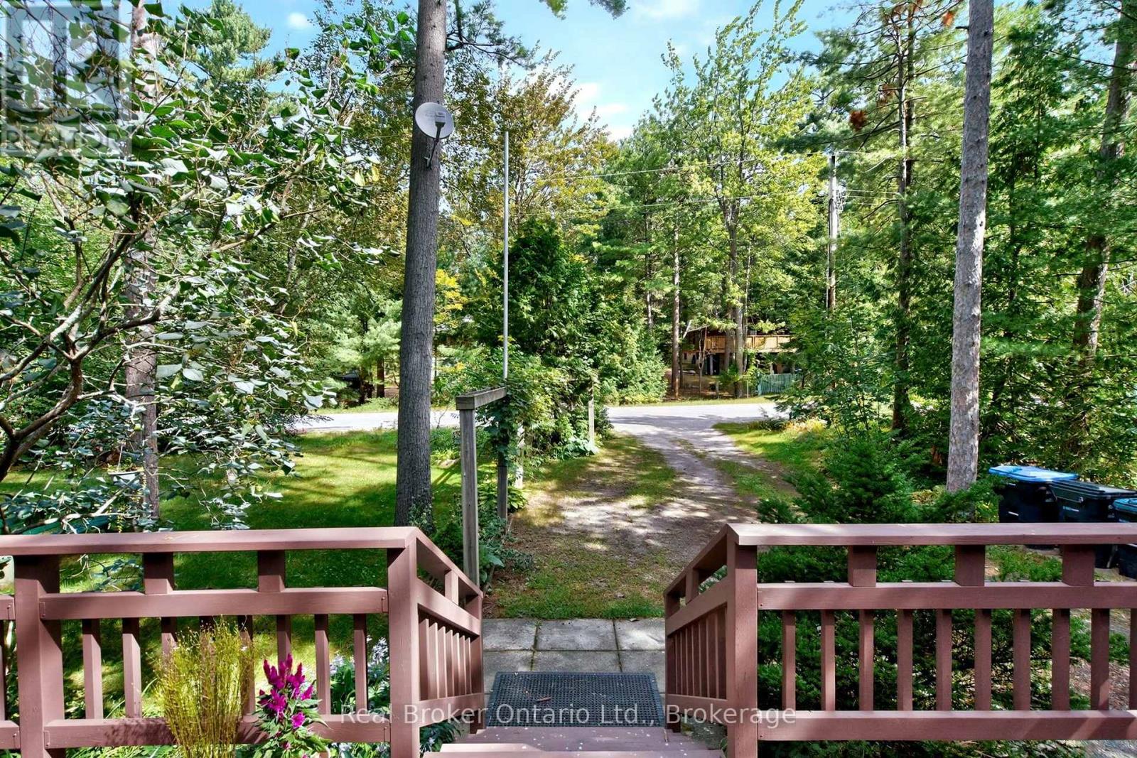 24 FERNANNE DRIVE - 9