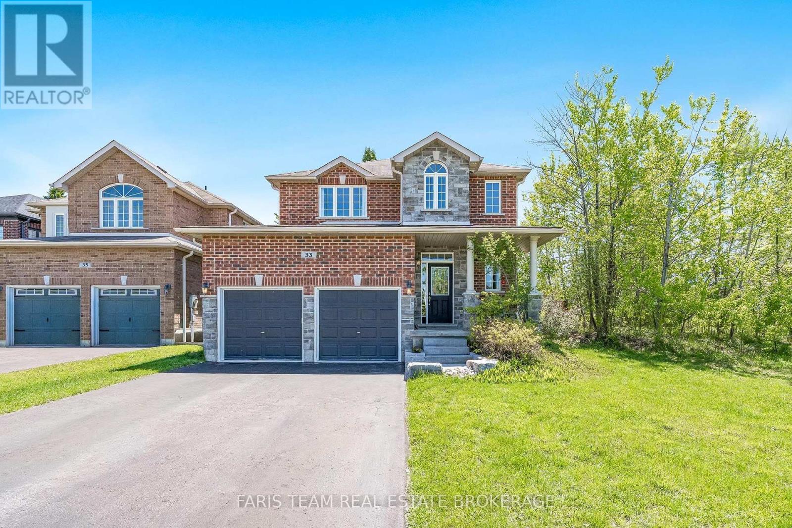 33 AUBURN COURT - 2