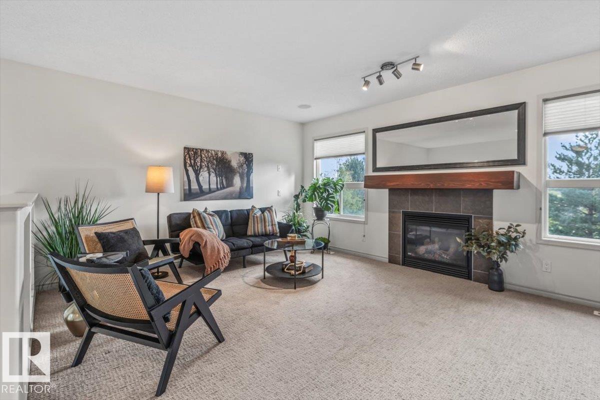 94 ERIN RIDGE DR - 23