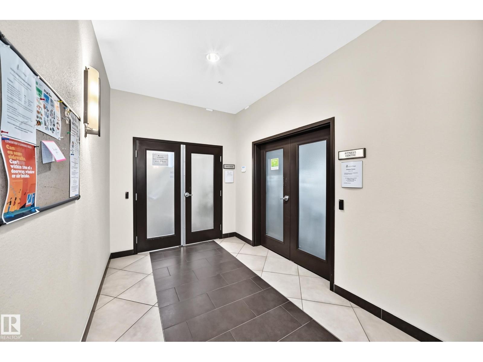 #331 7825 71 ST NW - 35