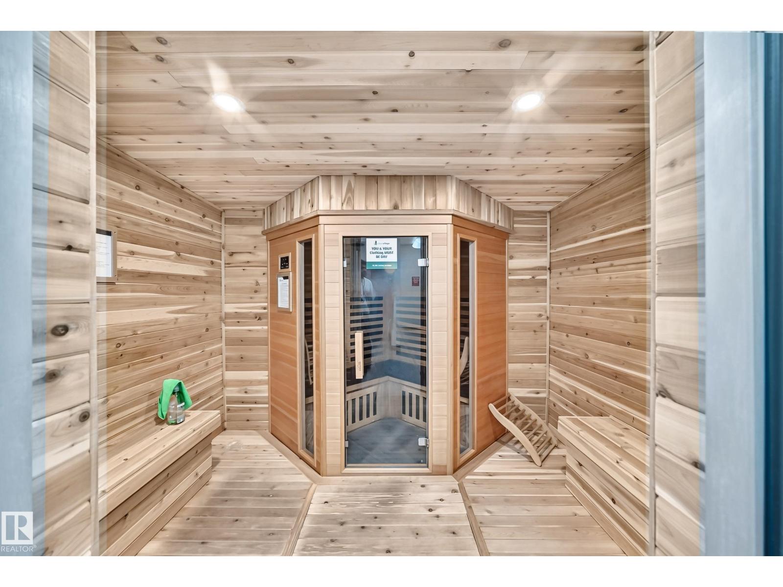 #331 7825 71 ST NW - 32