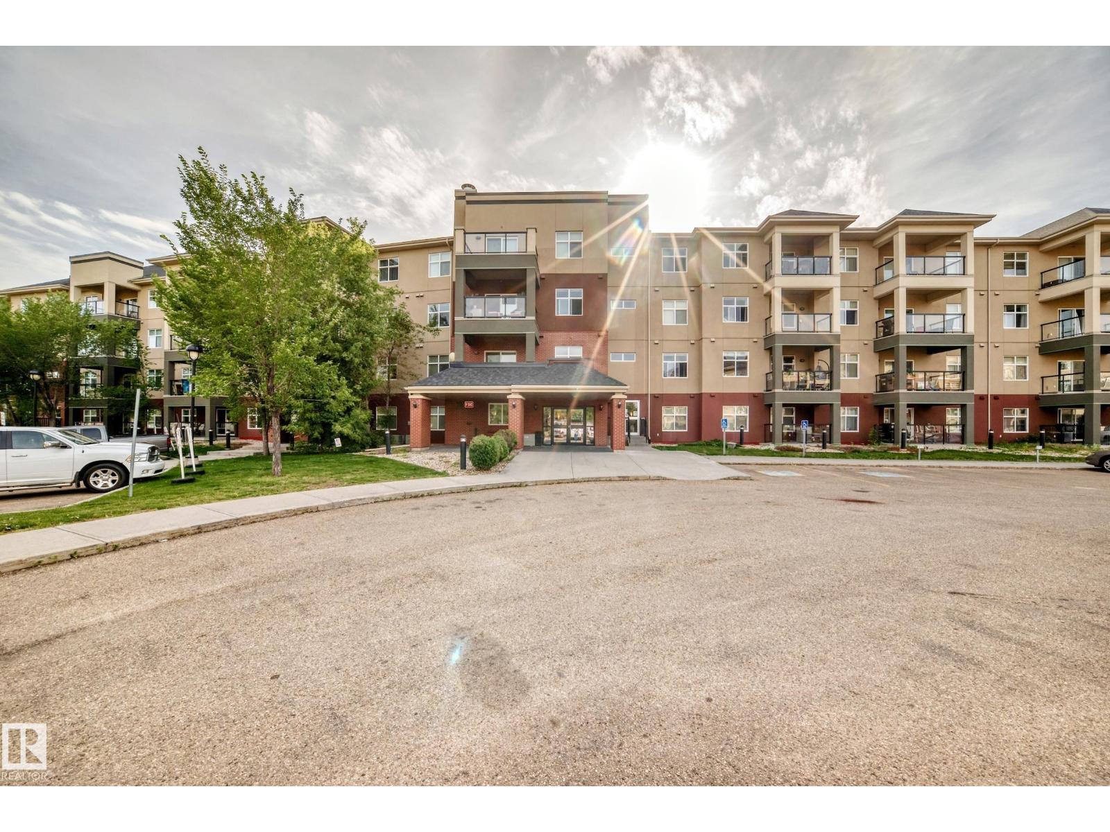 #331 7825 71 ST NW - 52
