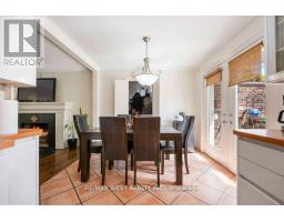 11 Duval Drive, Toronto, ON M6L2J9 Photo 17