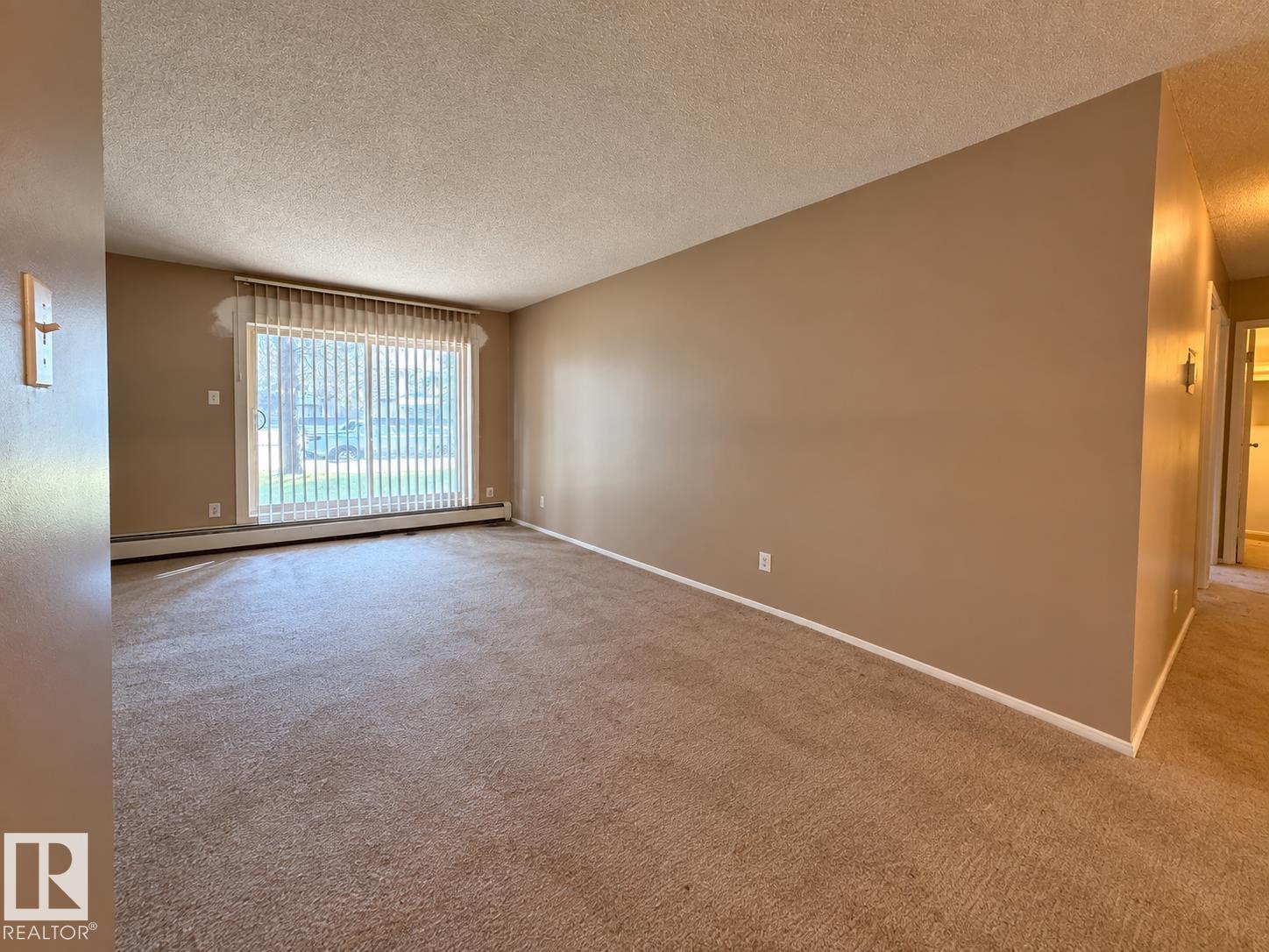 #2 11608 28 AV NW - Image 4