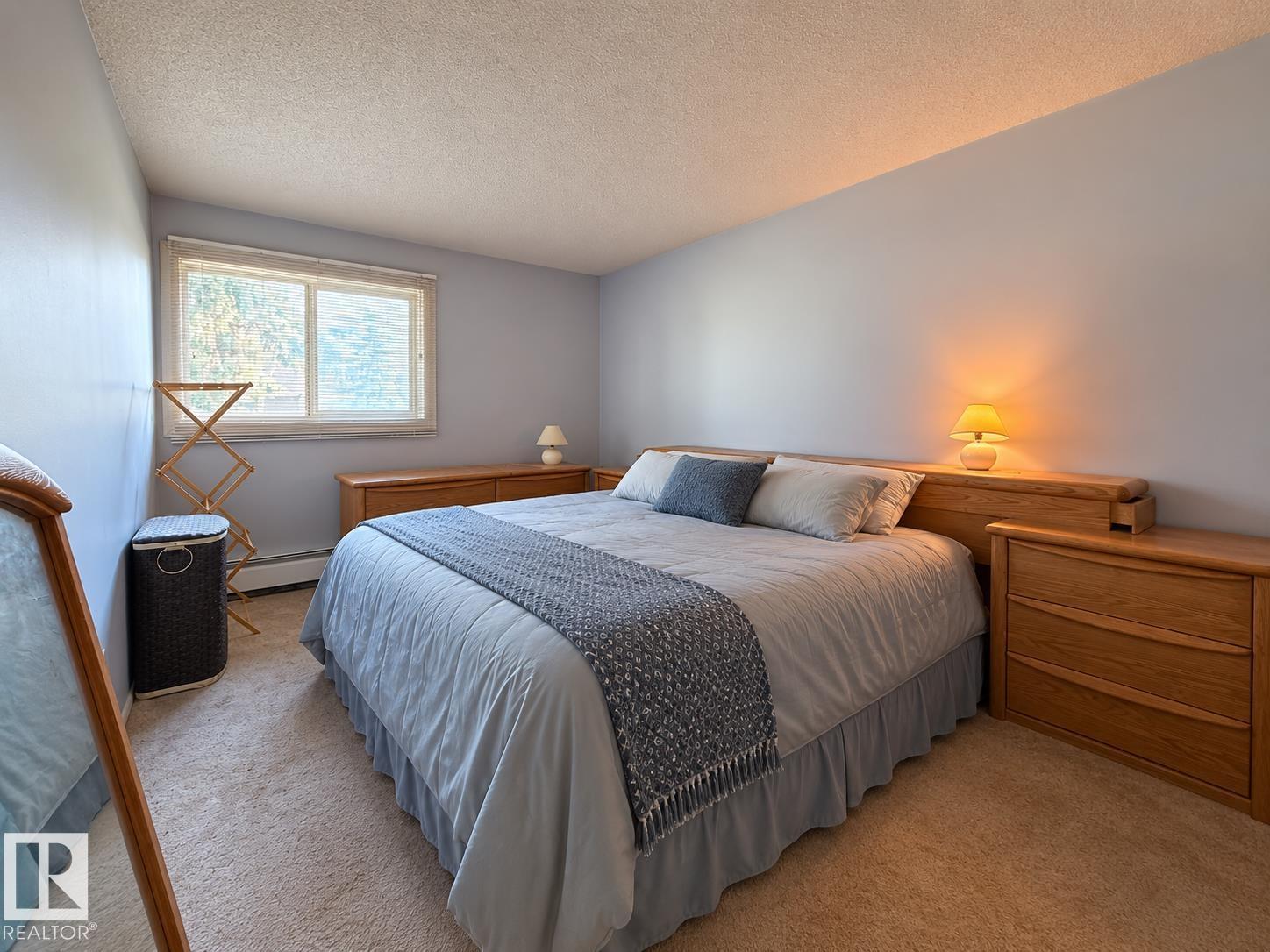 #2 11608 28 AV NW - 9