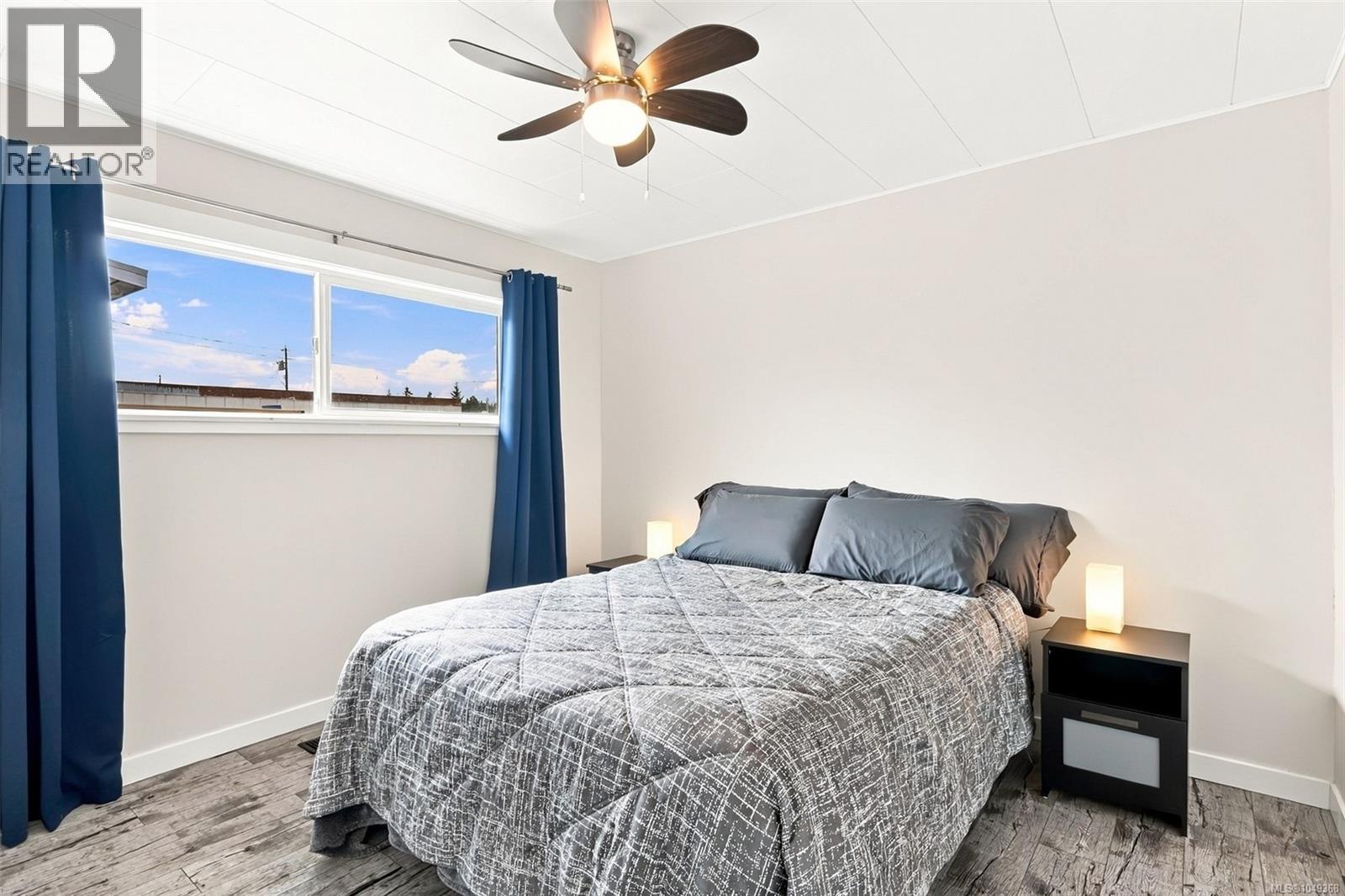 3930 Cedar St - Image 10