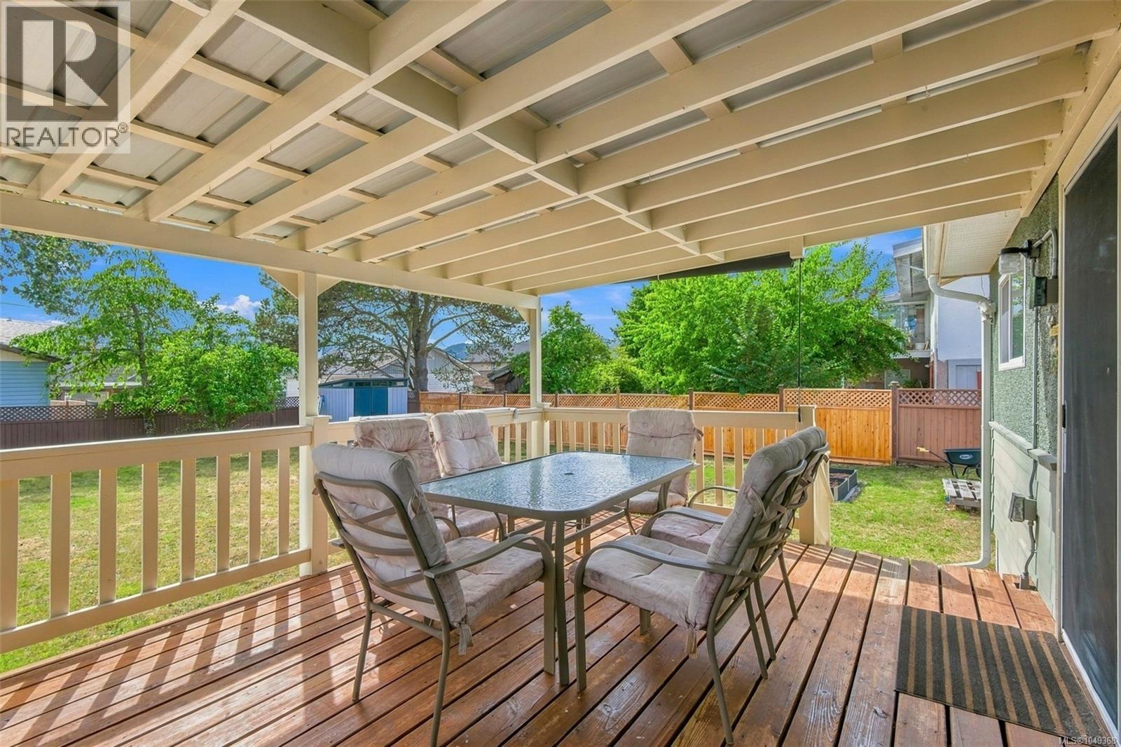 3930 Cedar St - Image 9