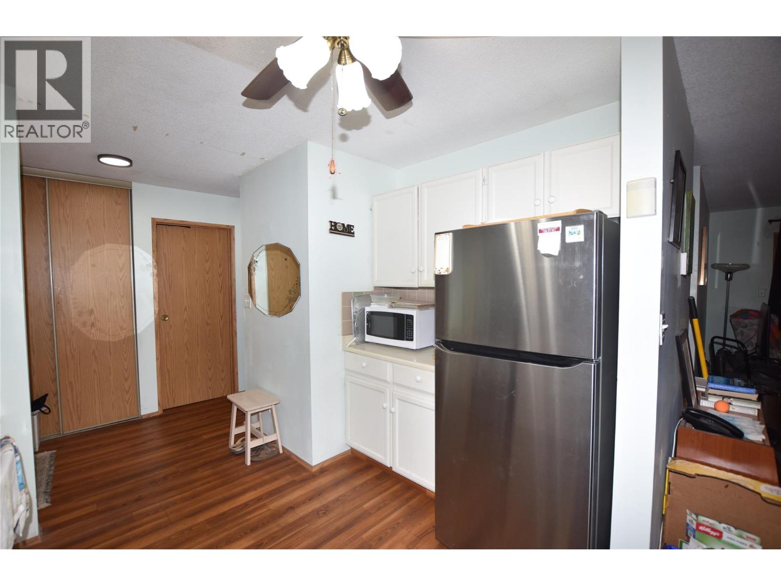 #301 3608 27 Avenue - Image 11