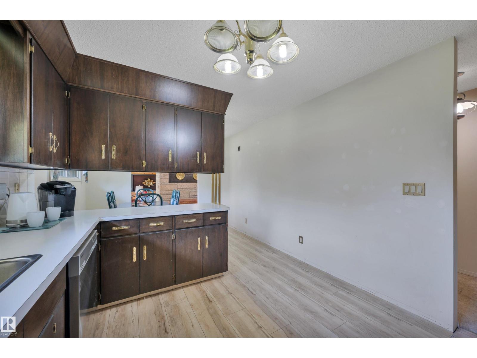 #109 52312 RGE ROAD 223 - 22