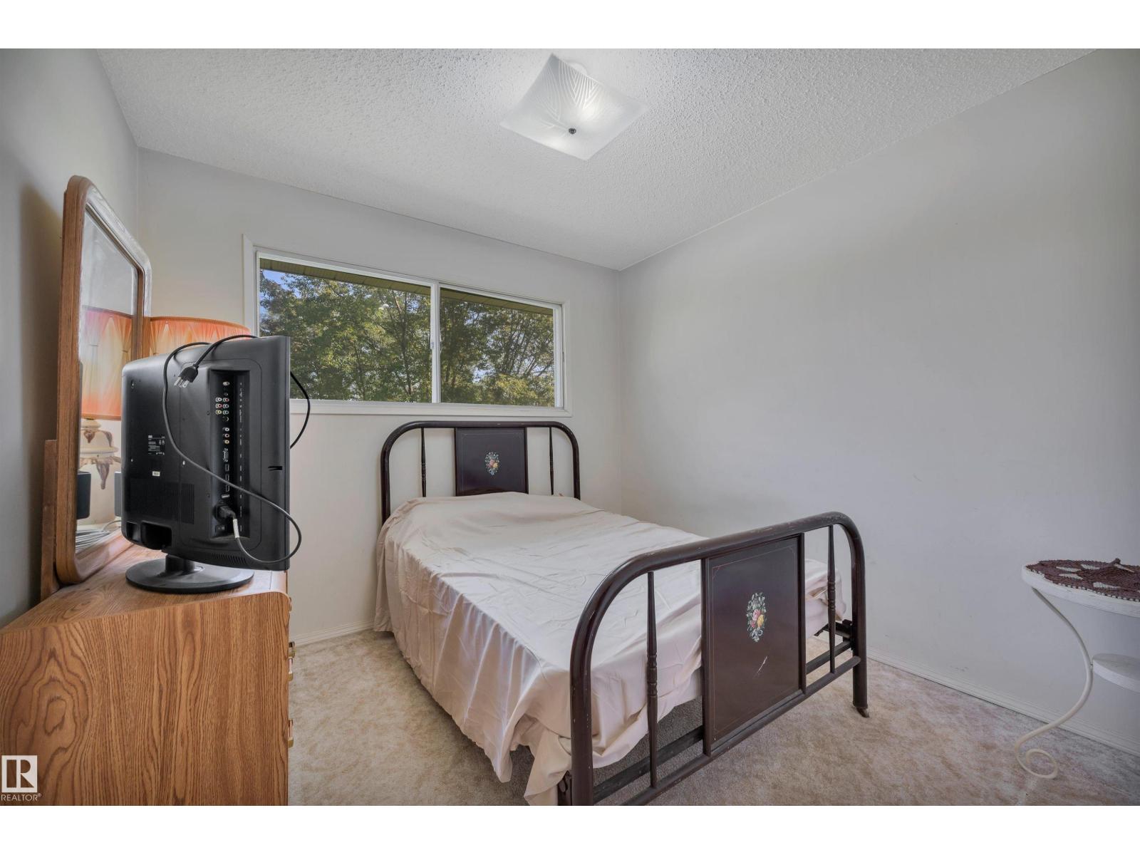 #109 52312 RGE ROAD 223 - 29
