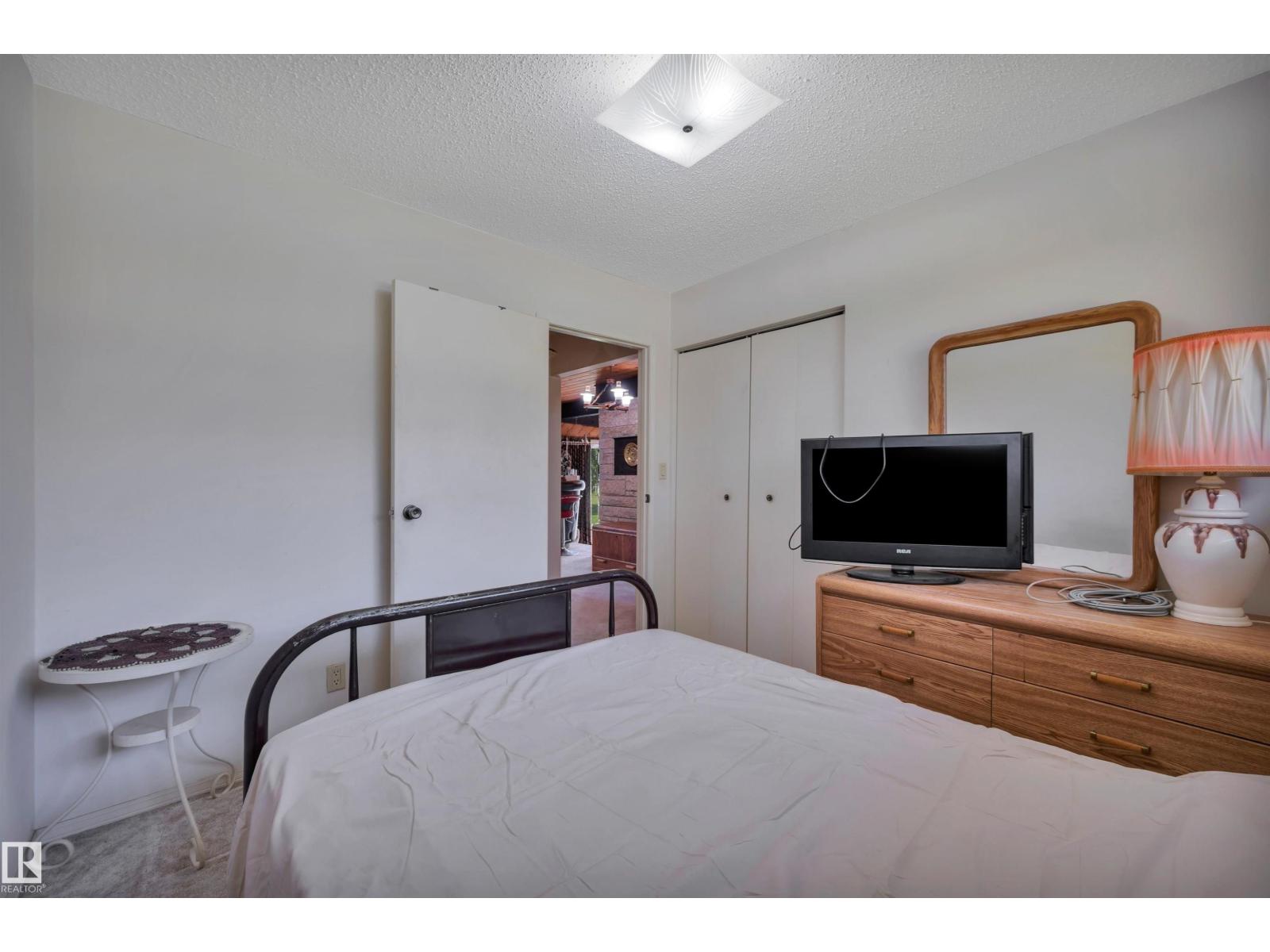#109 52312 RGE ROAD 223 - 30