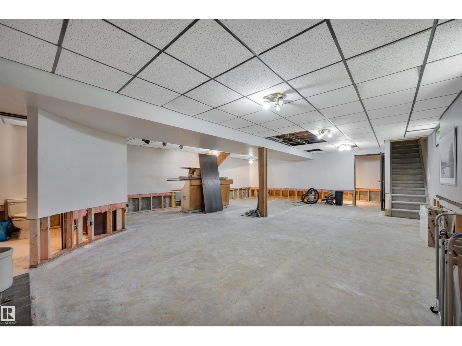 #109 52312 RGE ROAD 223 - 34