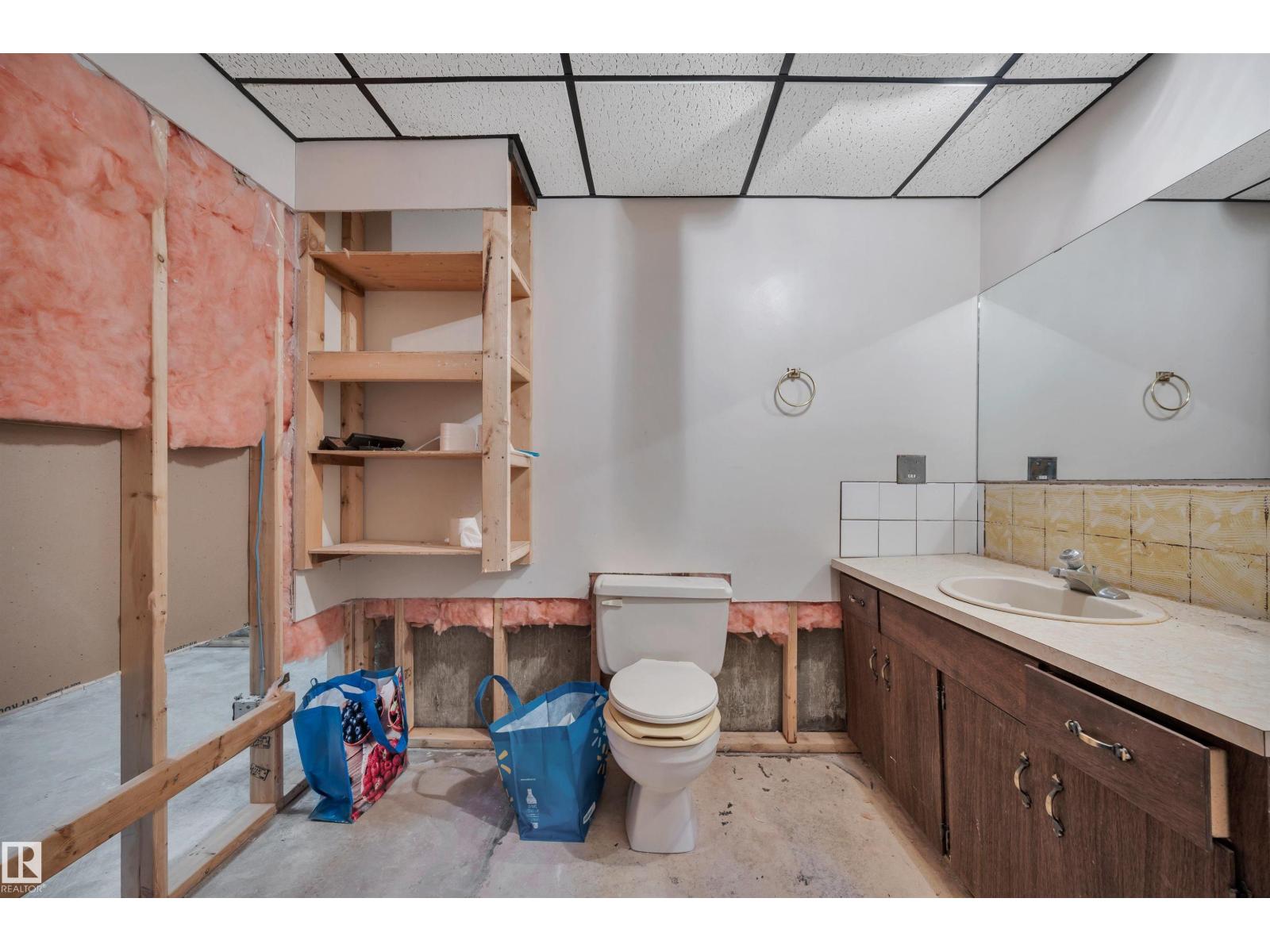 #109 52312 RGE ROAD 223 - 37