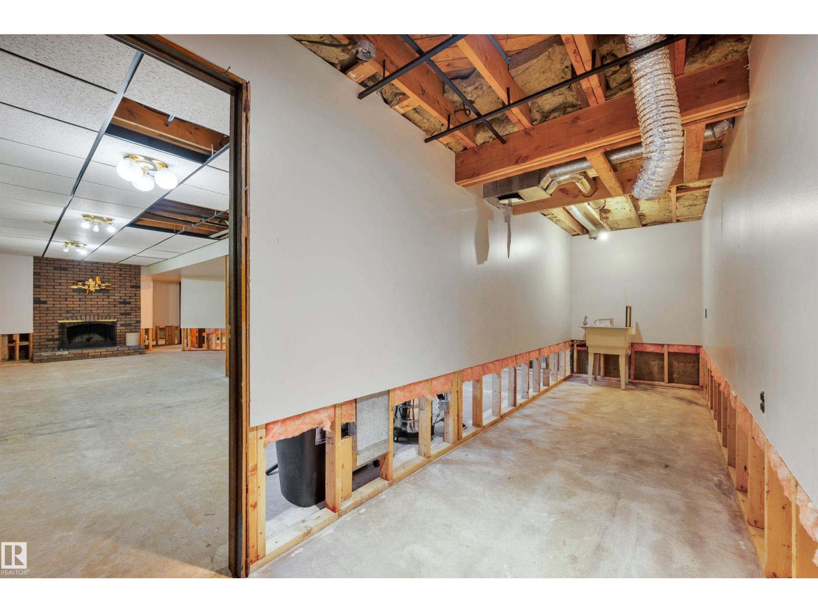 #109 52312 RGE ROAD 223 - 40